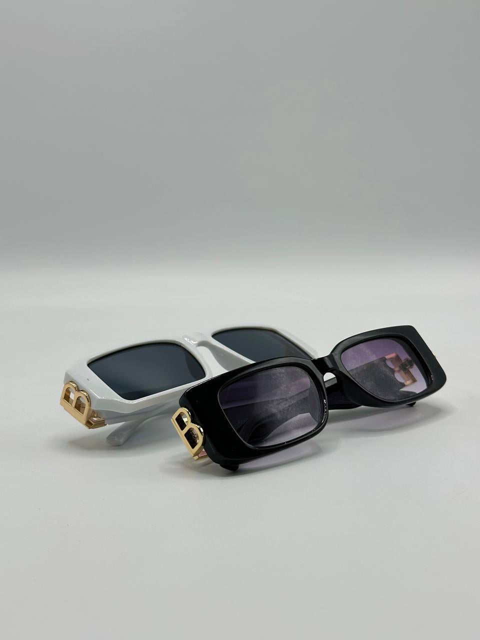 Lunette de soleil BALENCIAGA + pochette gratuit